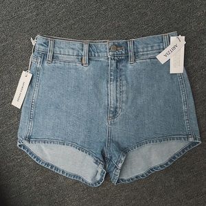 NEW Aritzia jean shorts